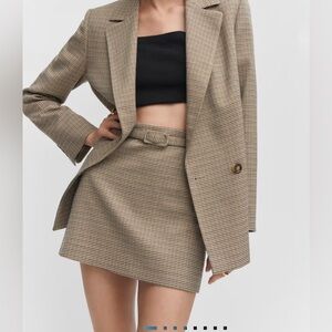 Houndstooth belt miniskirt